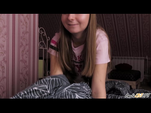 ❤️ Blondie buruja BFF rẹ jinna ati ki o gba pẹlu ni ẹnu rẹ ❤️ Iwa onihoho furo